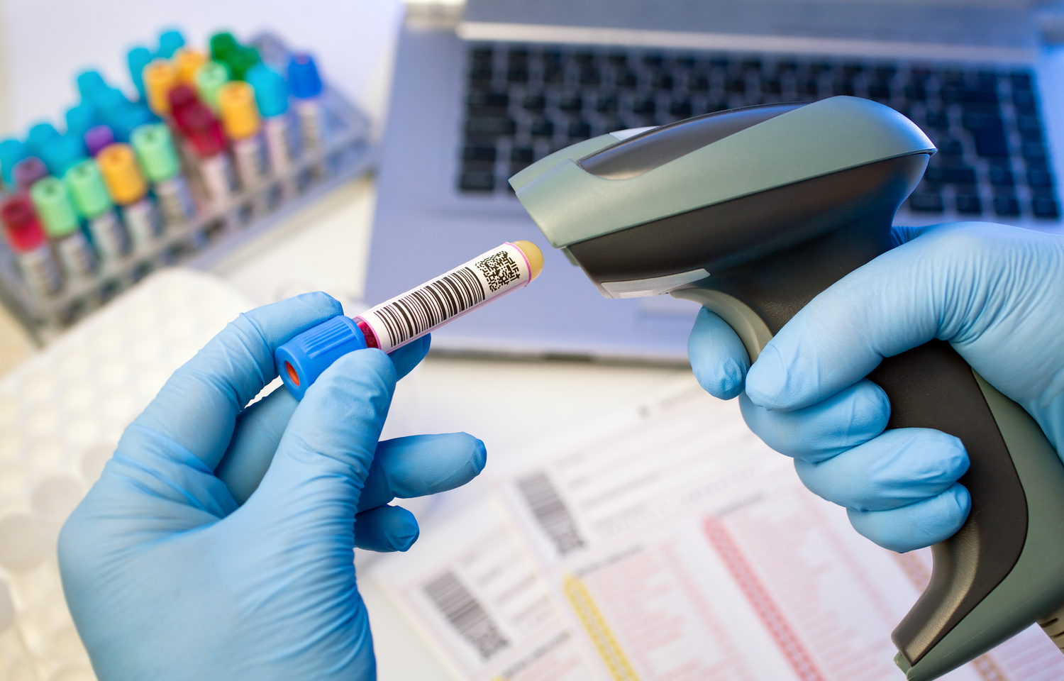 Reading a blood sample barcode 